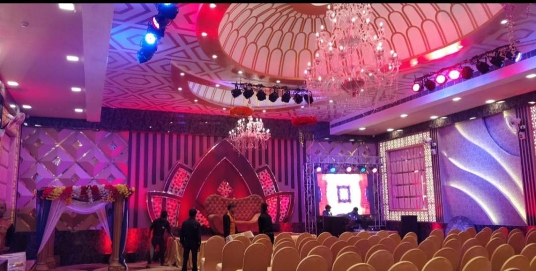 Hotel Sanjay Galaxy,Канпур Екстериор снимка