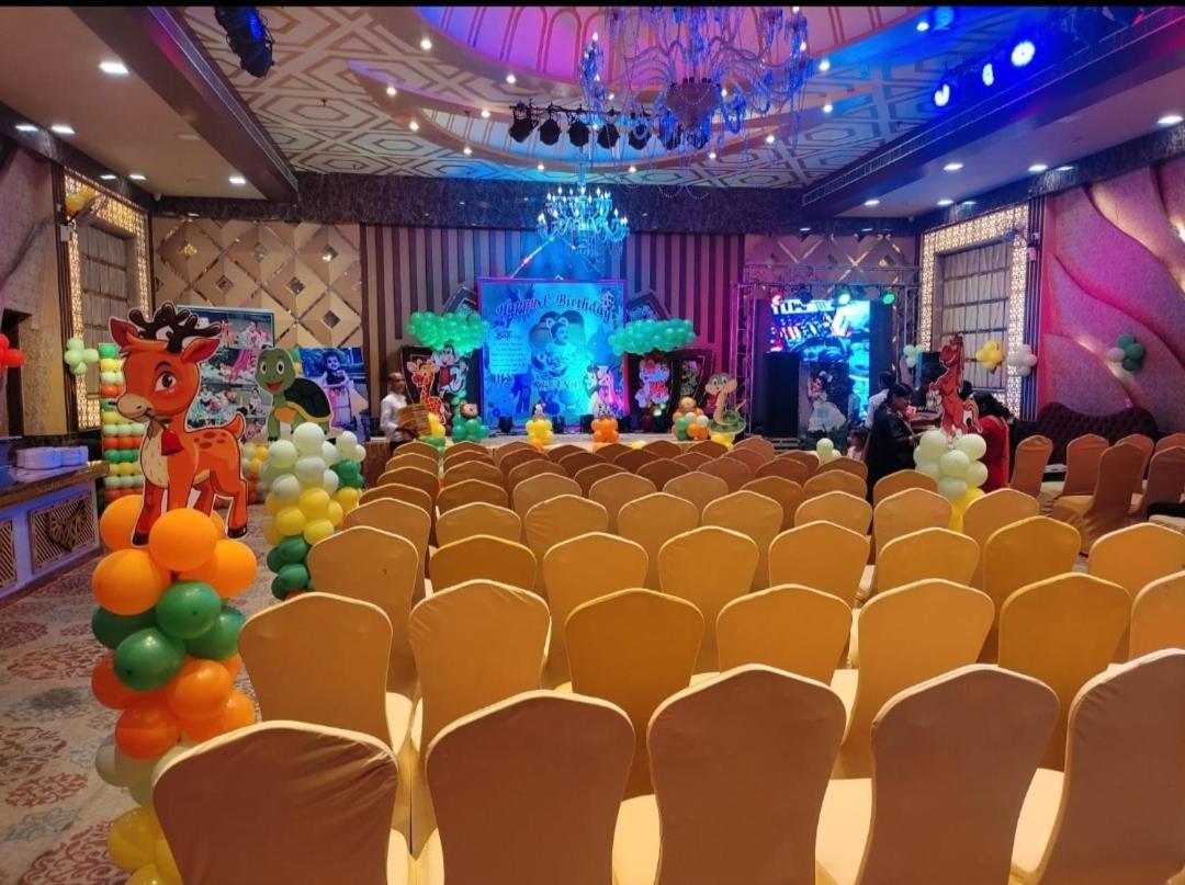 Hotel Sanjay Galaxy,Канпур Екстериор снимка
