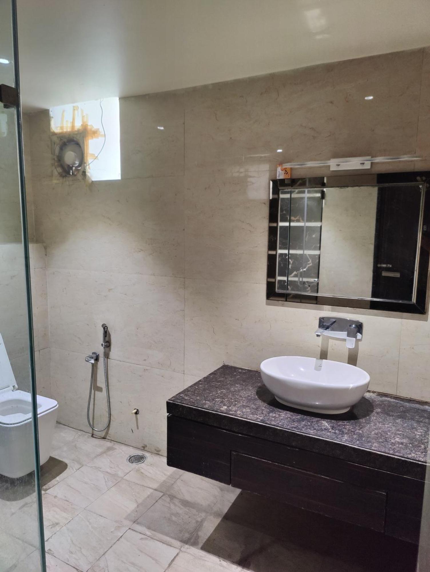Hotel Sanjay Galaxy,Канпур Екстериор снимка